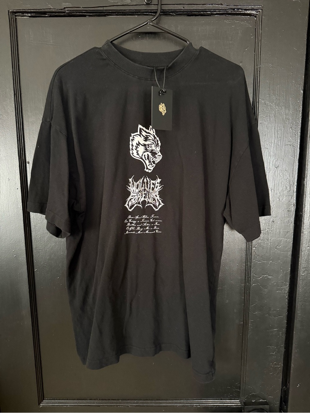 Darc Sport Black “Premium” Short-Sleeve Tee with White Wolf Graphic - Medium